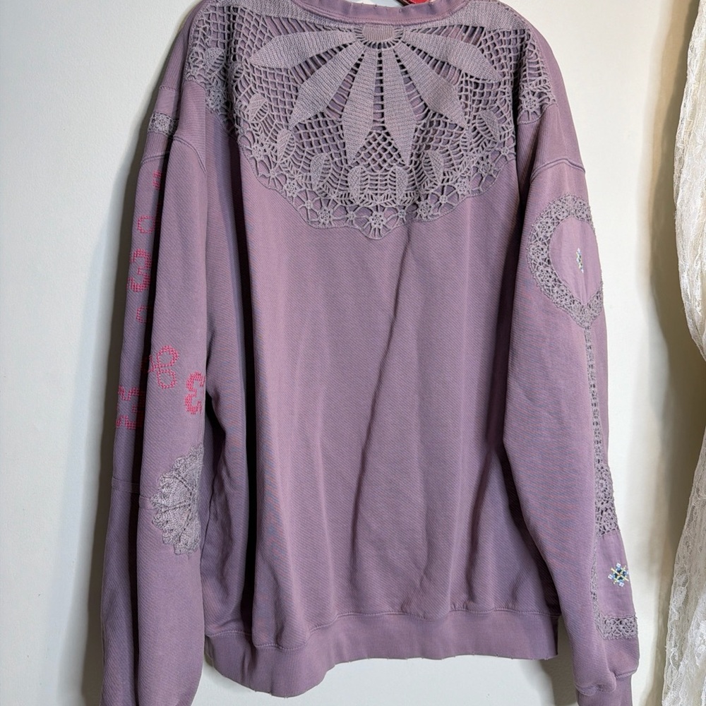 Free People Grams Attic Embroidered Vintage Crochet Sweatshirt Pullover Top - Picture 7 of 7